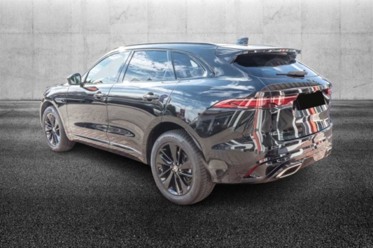 Jaguar F-Pace 3.0 D 300 CV AWD aut. R-Dynamic SE (4)