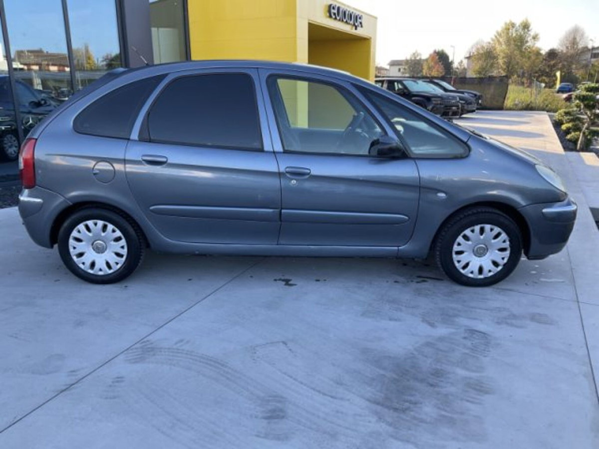 Citroen Xsara Picasso 1.6 HDi 110CV FAP Classique (4)