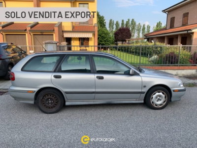 Volvo V40 1.8 16V cat usata