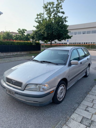 Volvo V40 1.8 16V cat (4)