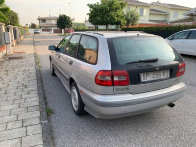 Volvo V40 1.8 16V cat (5)