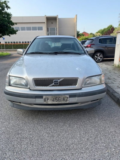 Volvo V40 1.8 16V cat (6)