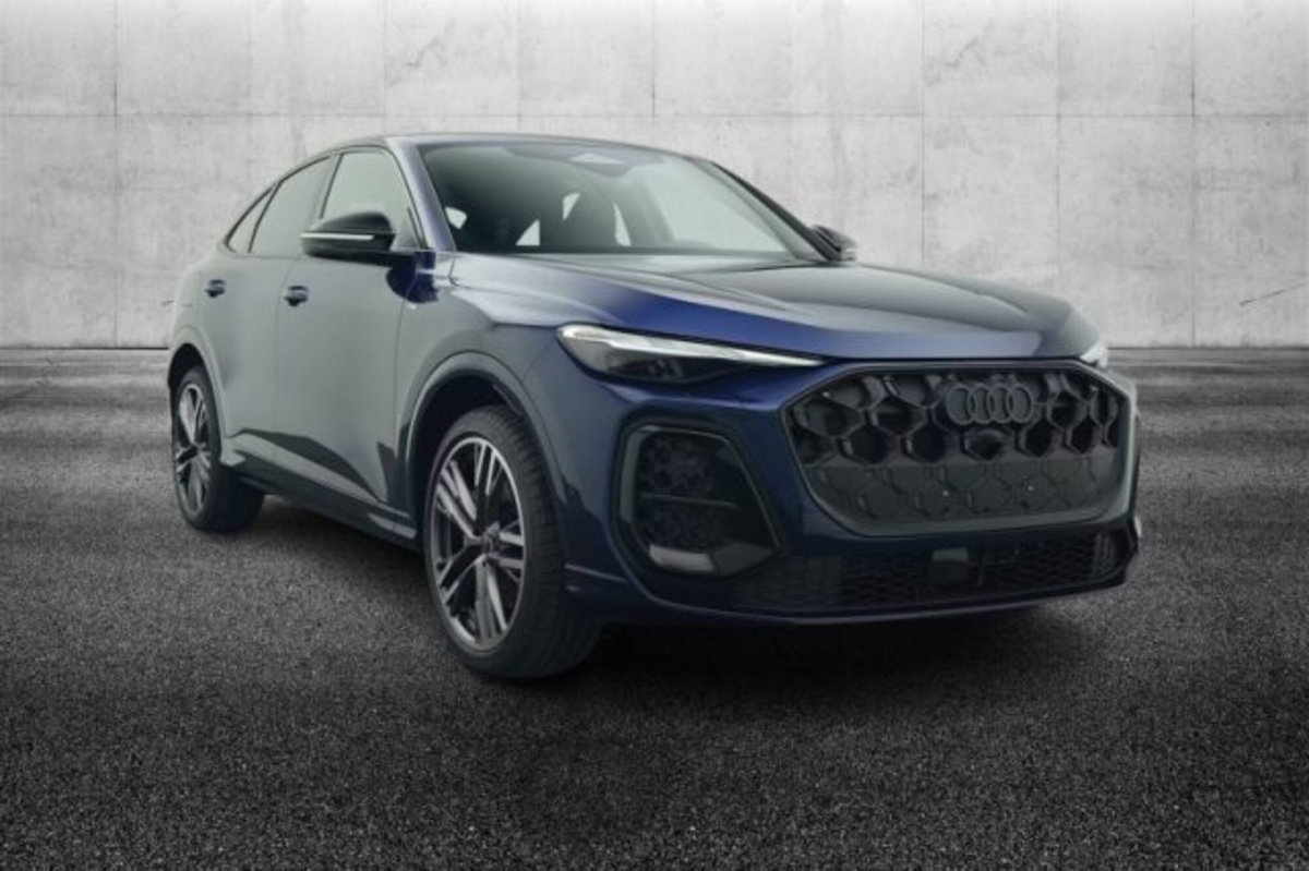 Audi Q5 Sportback 2.0 tdi mhev+ S line quattro 204cv s-tronic (2)