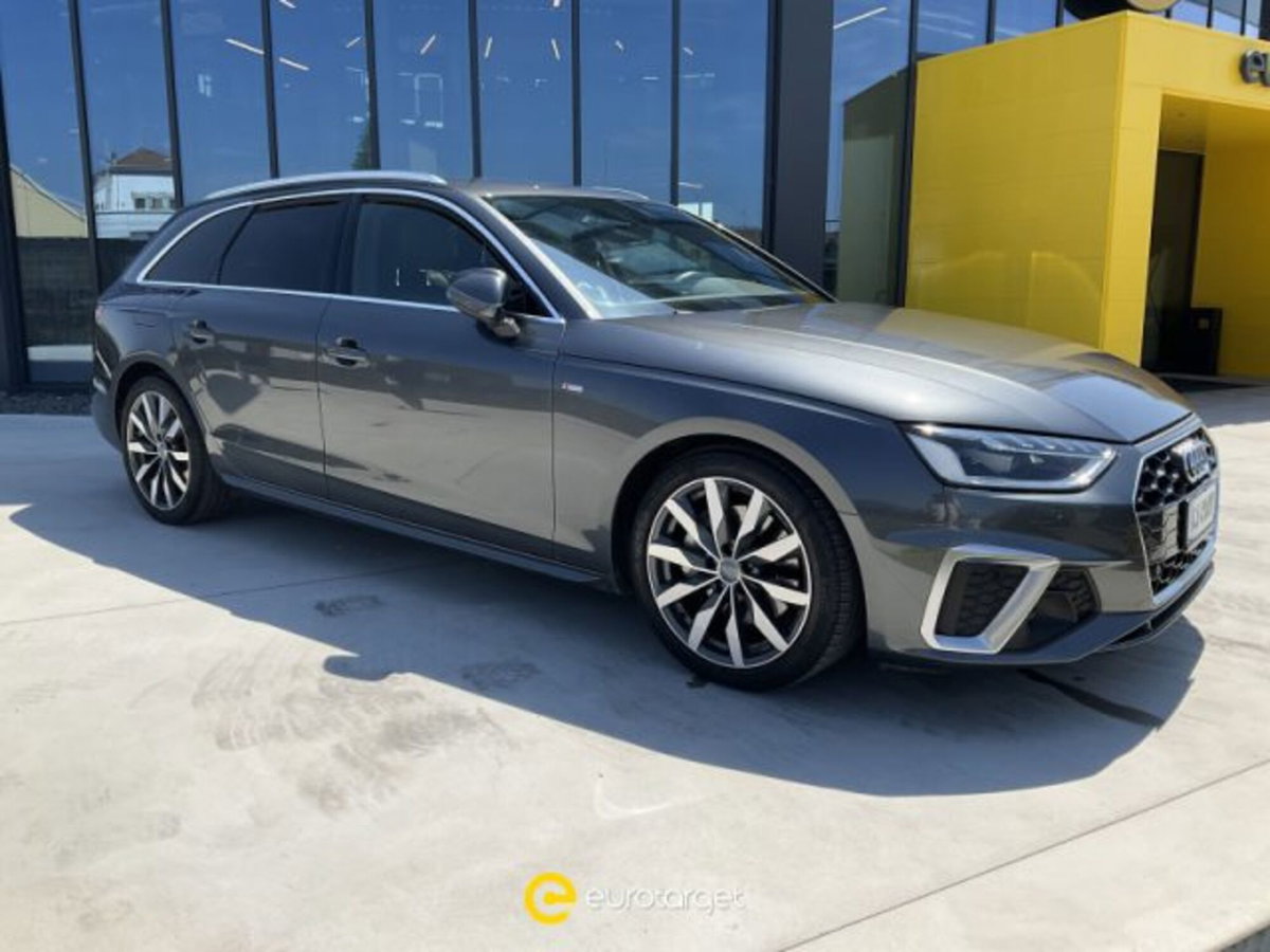 Audi A4 Avant 40 TDI quattro S tronic S line edition