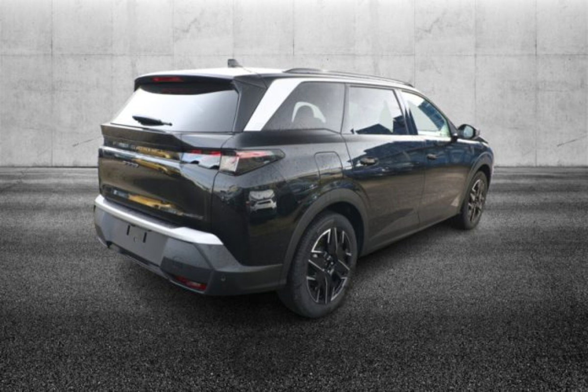 Peugeot 5008 1.2 hybrid GT 145cv 5p.ti e-dcs6 (2)