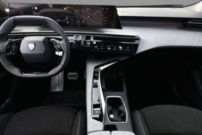Peugeot 5008 1.2 hybrid GT 145cv 5p.ti e-dcs6 (4)