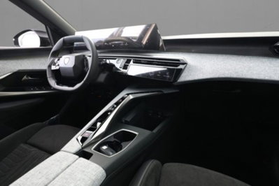 Peugeot 5008 1.2 hybrid GT 145cv 5p.ti e-dcs6 (5)