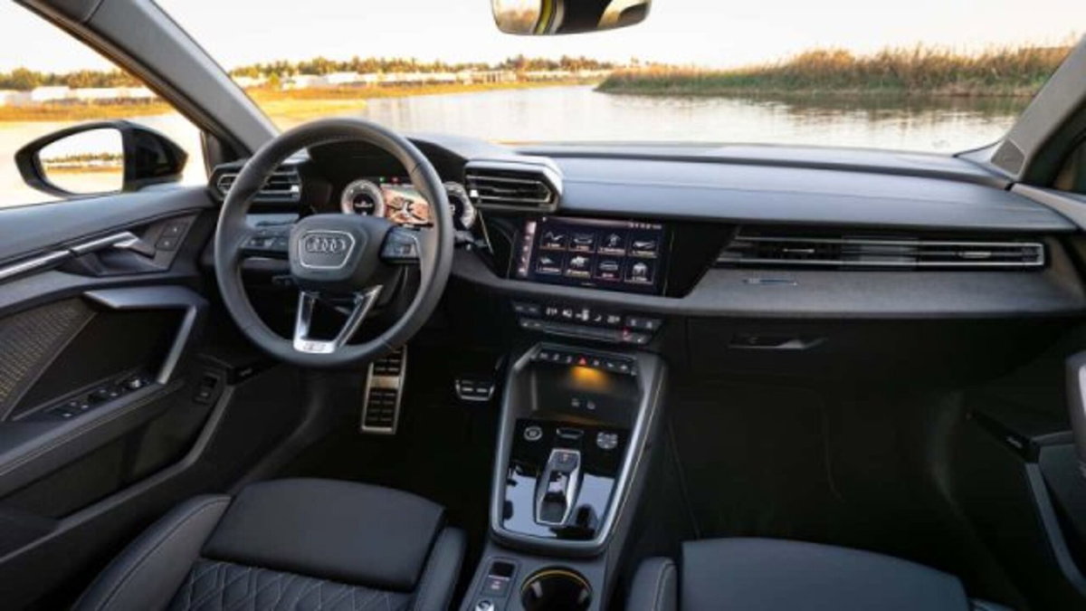 Audi A3 Sportback 35 TFSI COD S tronic Business (7)