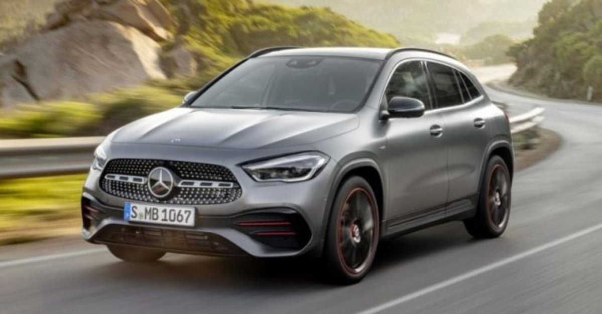 Mercedes-Benz GLA SUV 200 d Progressive Extra auto (2)