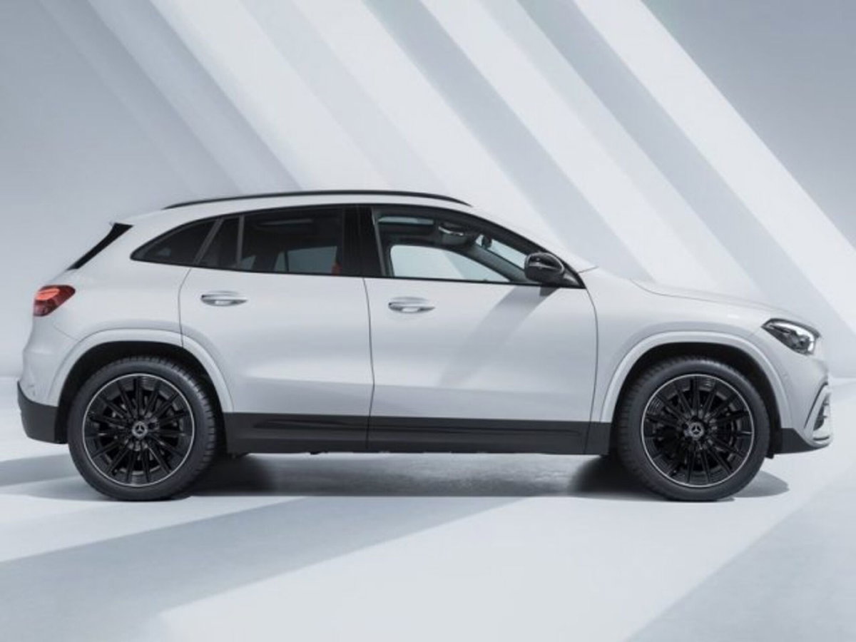 Mercedes-Benz GLA SUV 200 d Progressive Extra auto (7)