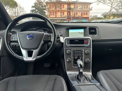 Volvo V60 Cross Country D3 Geartronic Momentum (13)