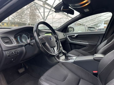 Volvo V60 Cross Country D3 Geartronic Momentum (7)