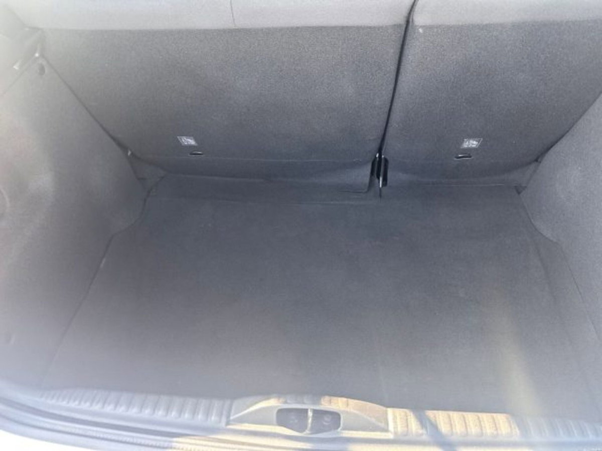Citroen C3 PureTech 82 Shine (13)