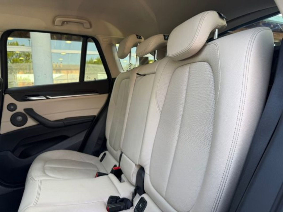 BMW X1 xDrive20d xLine Plus (6)