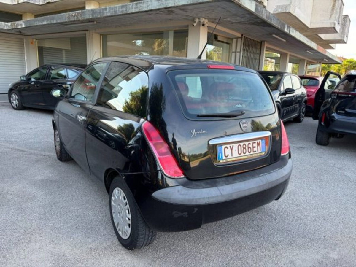 Lancia Ypsilon 1.2 (5)