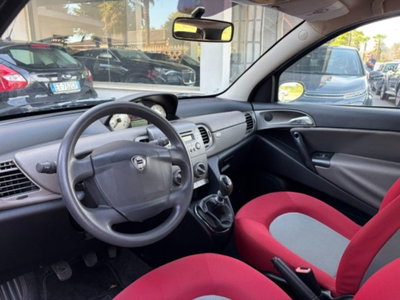 Lancia Ypsilon 1.2 (8)