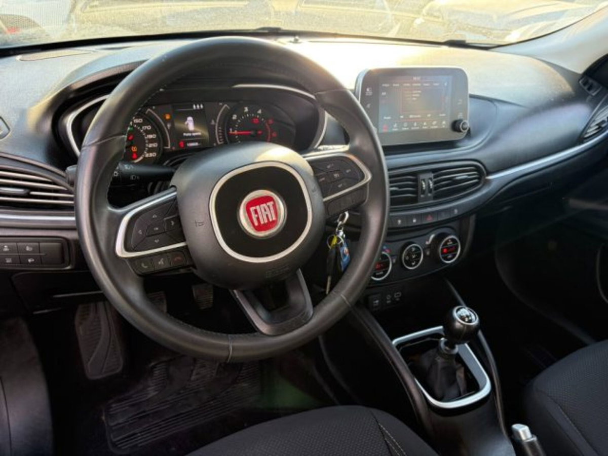 Fiat Tipo Station Wagon Tipo 1.6 Mjt S&S SW Lounge (9)