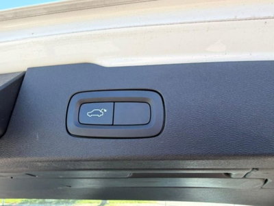 Volvo V60 Cross Country D4 Geartronic Business Plus (4)
