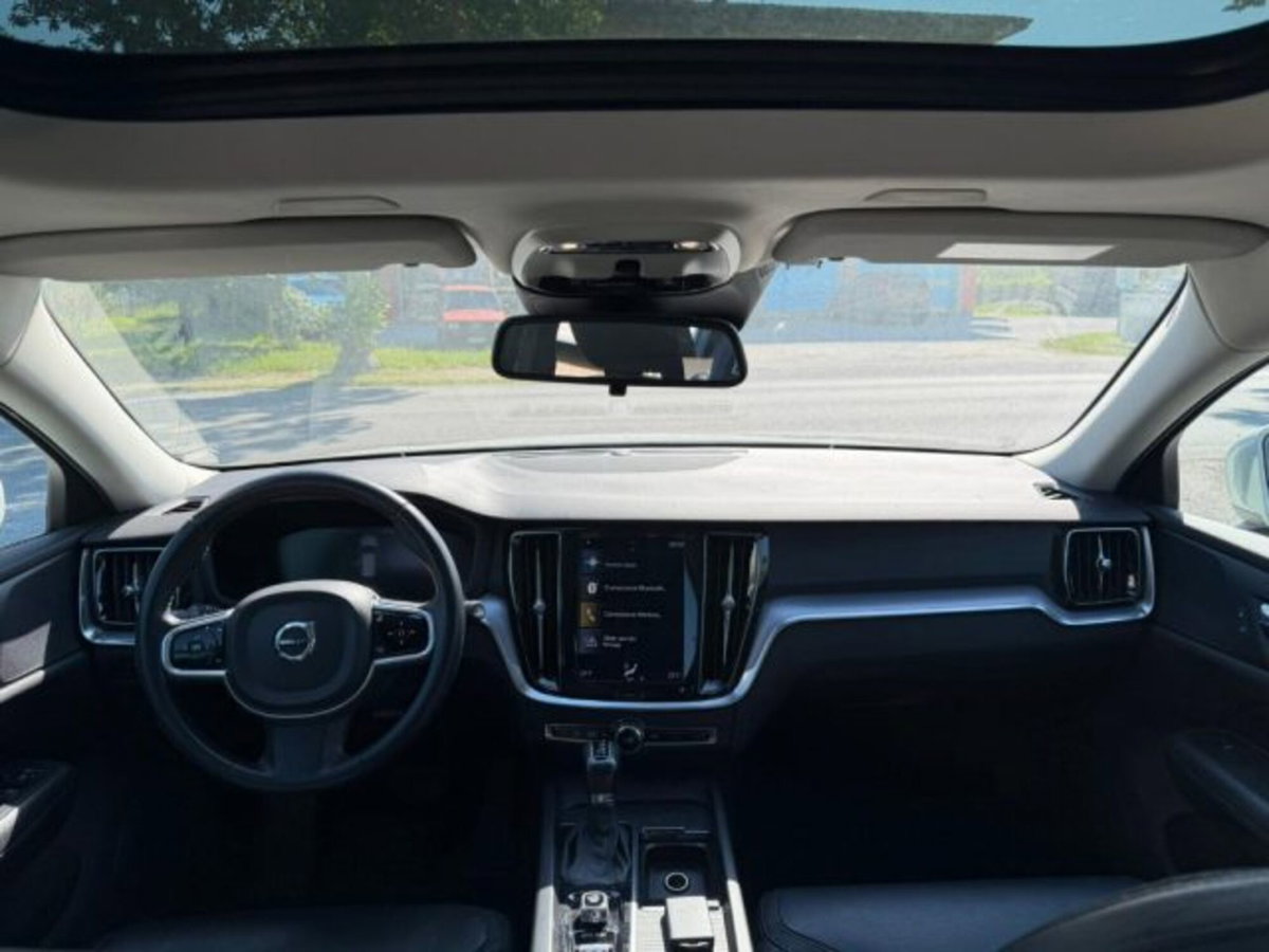 Volvo V60 Cross Country D4 Geartronic Business Plus (7)