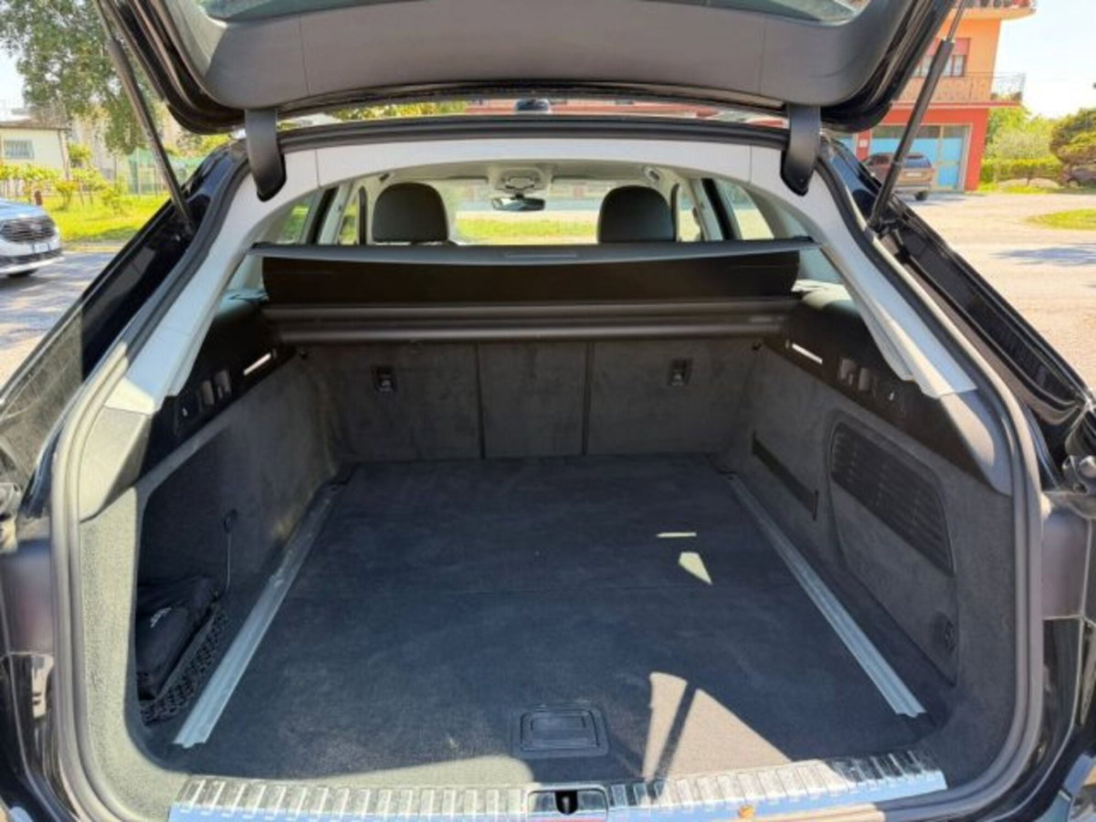 Audi A6 Allroad 40 TDI 2.0 quattro S tronic Evolution (9)