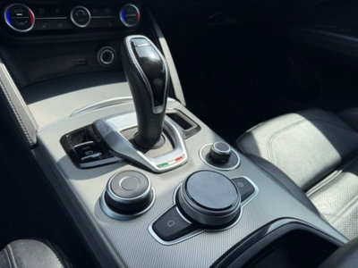 Alfa Romeo Stelvio Stelvio 2.2 Turbodiesel 210 CV AT8 Q4 Veloce (14)