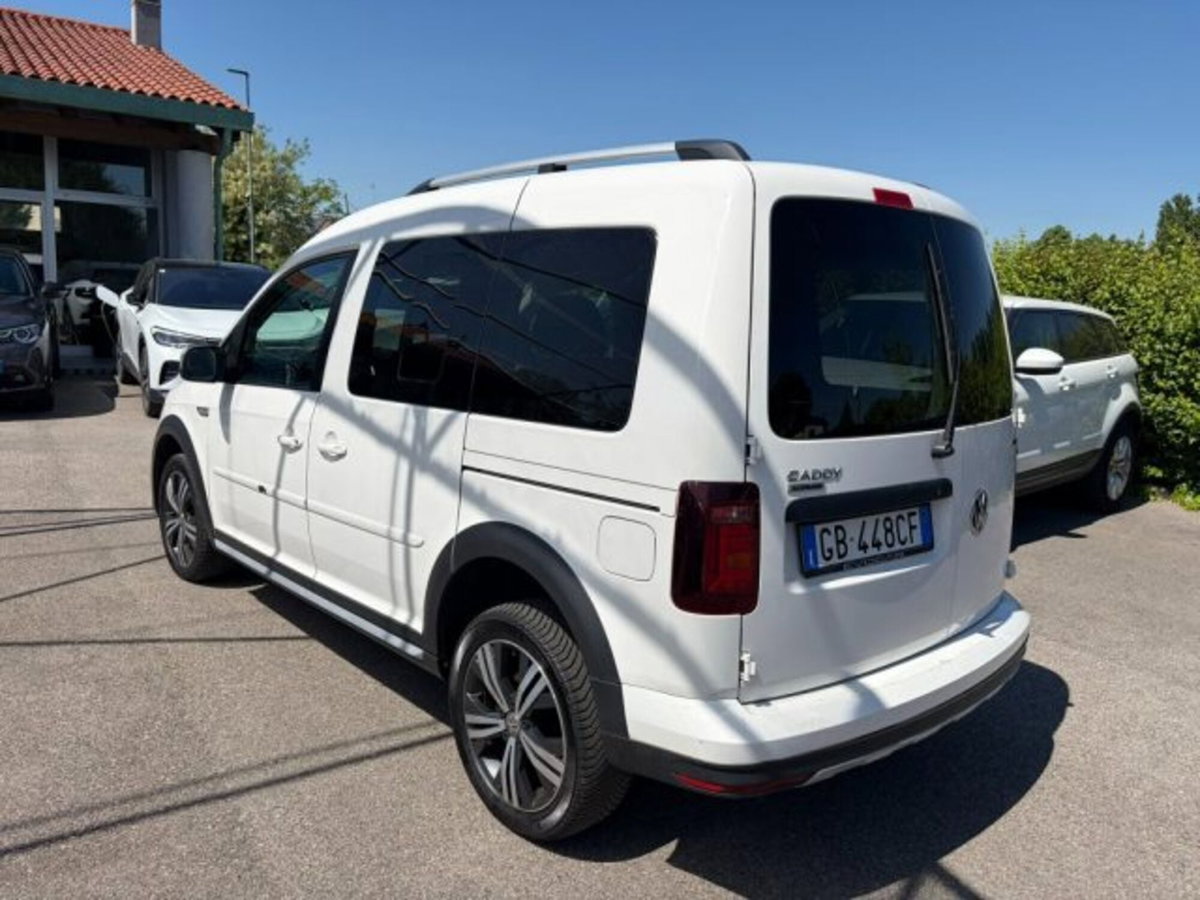 Volkswagen Caddy 2.0 TDI 122 CV 4MOTION Alltrack (6)