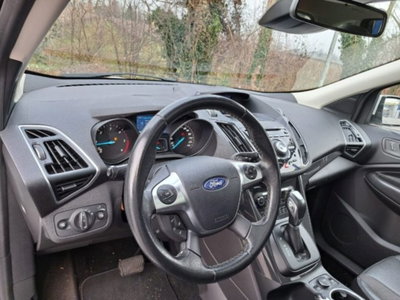Ford Kuga 2.0 TDCI 150 CV S&S 4WD Powershift Titanium X (10)