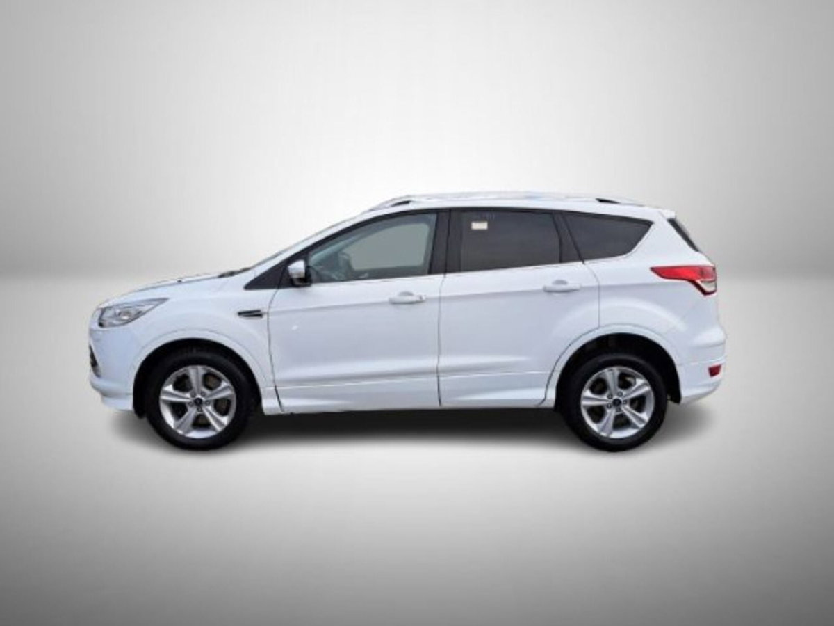 Ford Kuga 2.0 TDCI 150 CV S&S 4WD Powershift Titanium X (6)