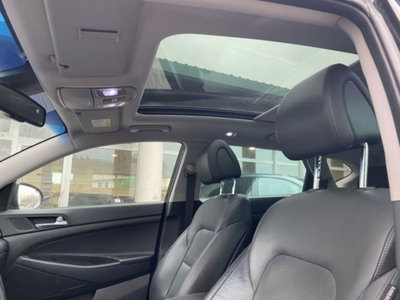 Hyundai Tucson 1.7 CRDi XPossible (11)