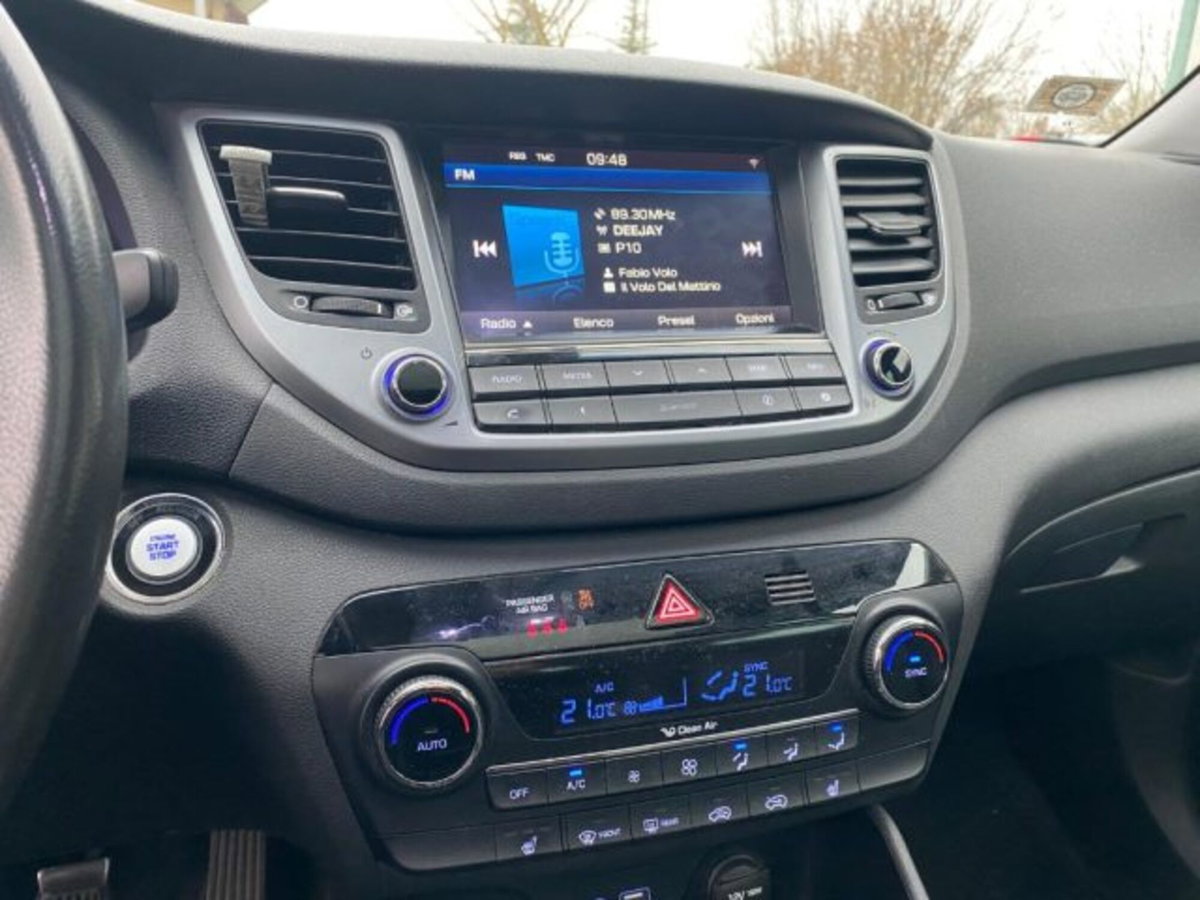 Hyundai Tucson 1.7 CRDi XPossible (19)