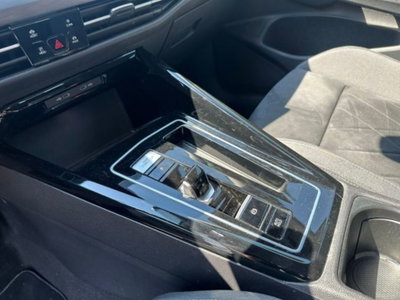 Volkswagen Golf 1.4 TSI eHYBRID 204 CV DSG Style (9)