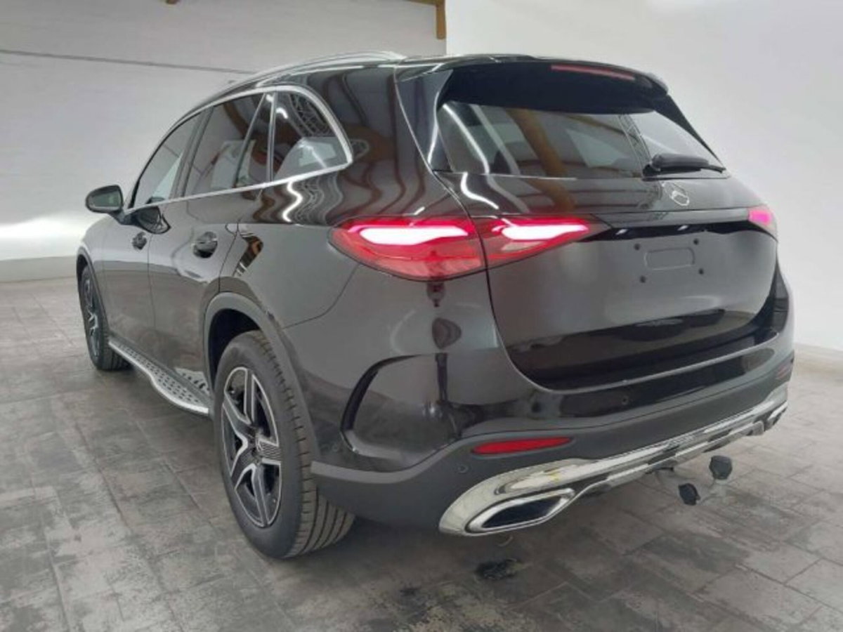 Mercedes-Benz GLC 220 d 4Matic Mild Hybrid AMG Advanced Plus (2)