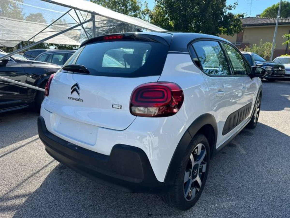 Citroen C3 PureTech 82 Shine (3)