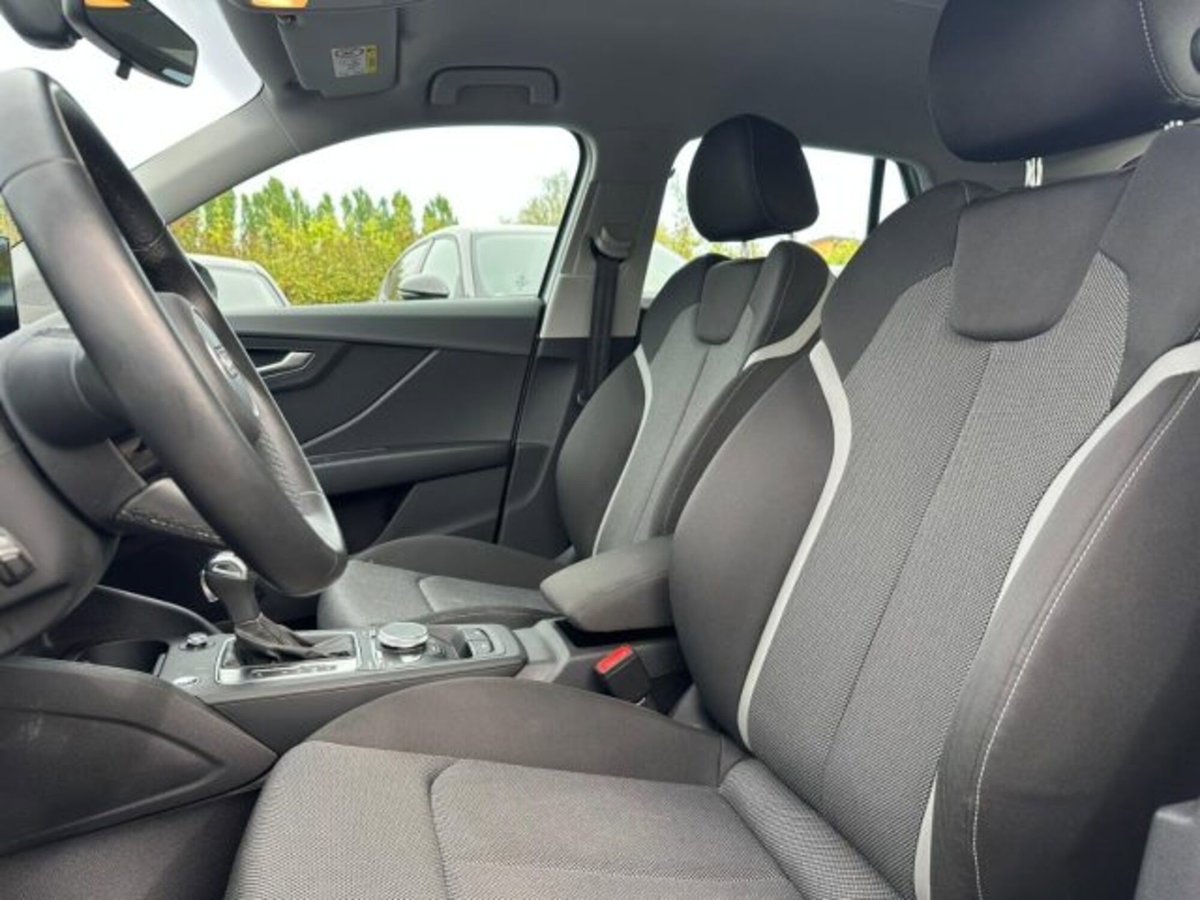 Audi Q2 Q2 35 TFSI S tronic Business (5)