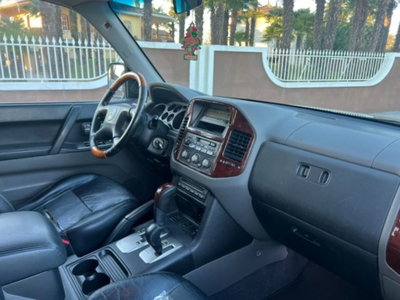 Mitsubishi Pajero 3.2 16V DI-D 5p. GLX (7)