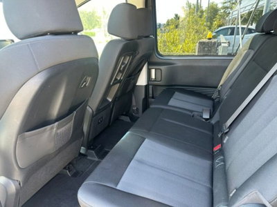Hyundai Staria 2.2 awd auto (10)