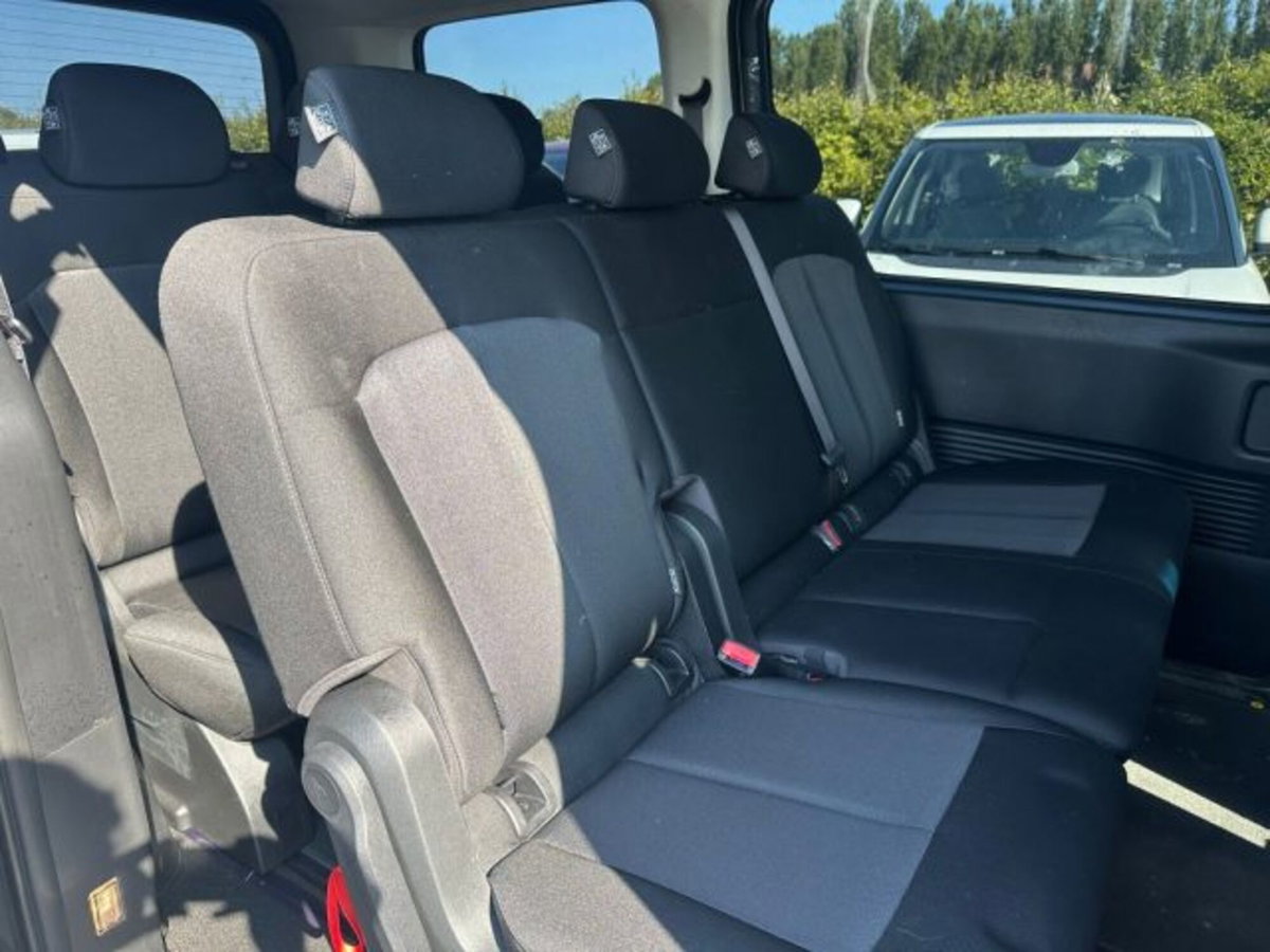 Hyundai Staria 2.2 awd auto (15)