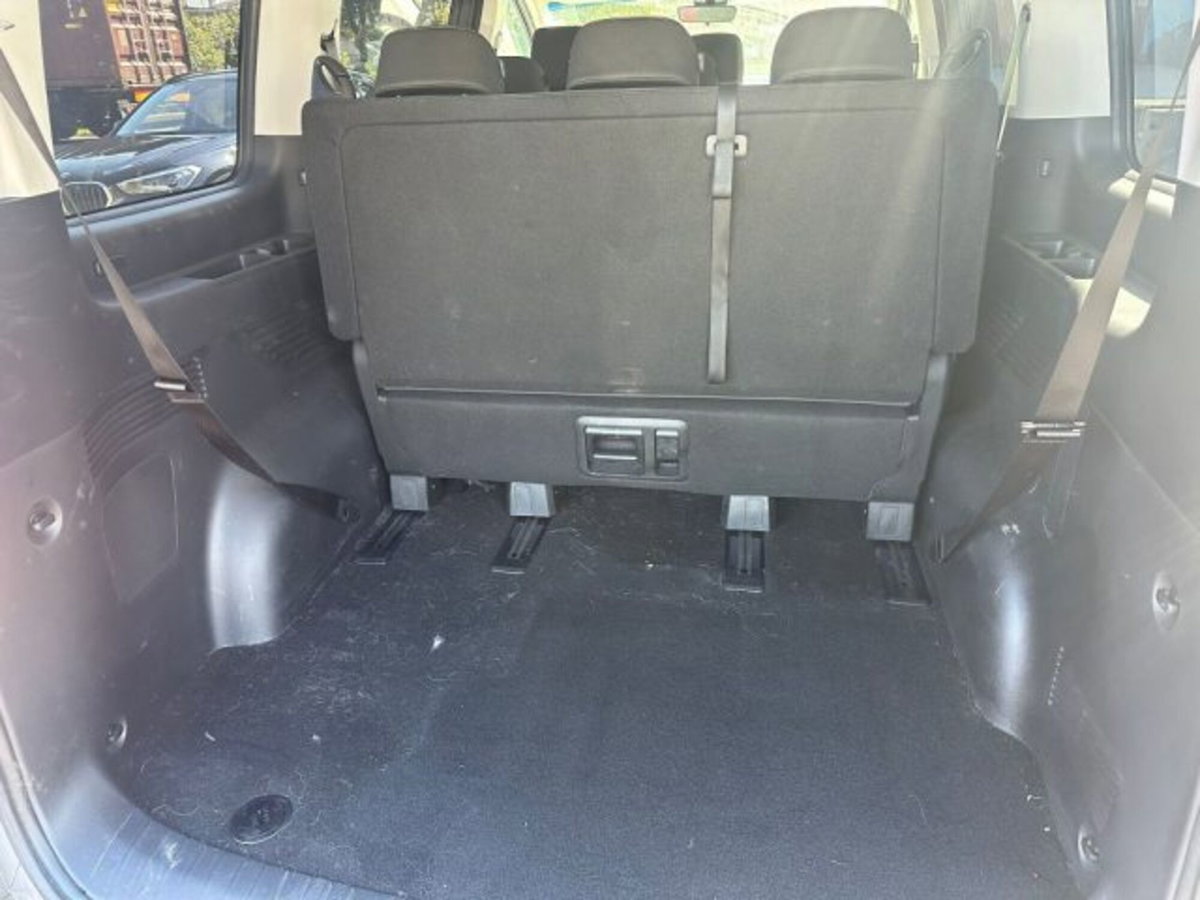 Hyundai Staria 2.2 awd auto (18)