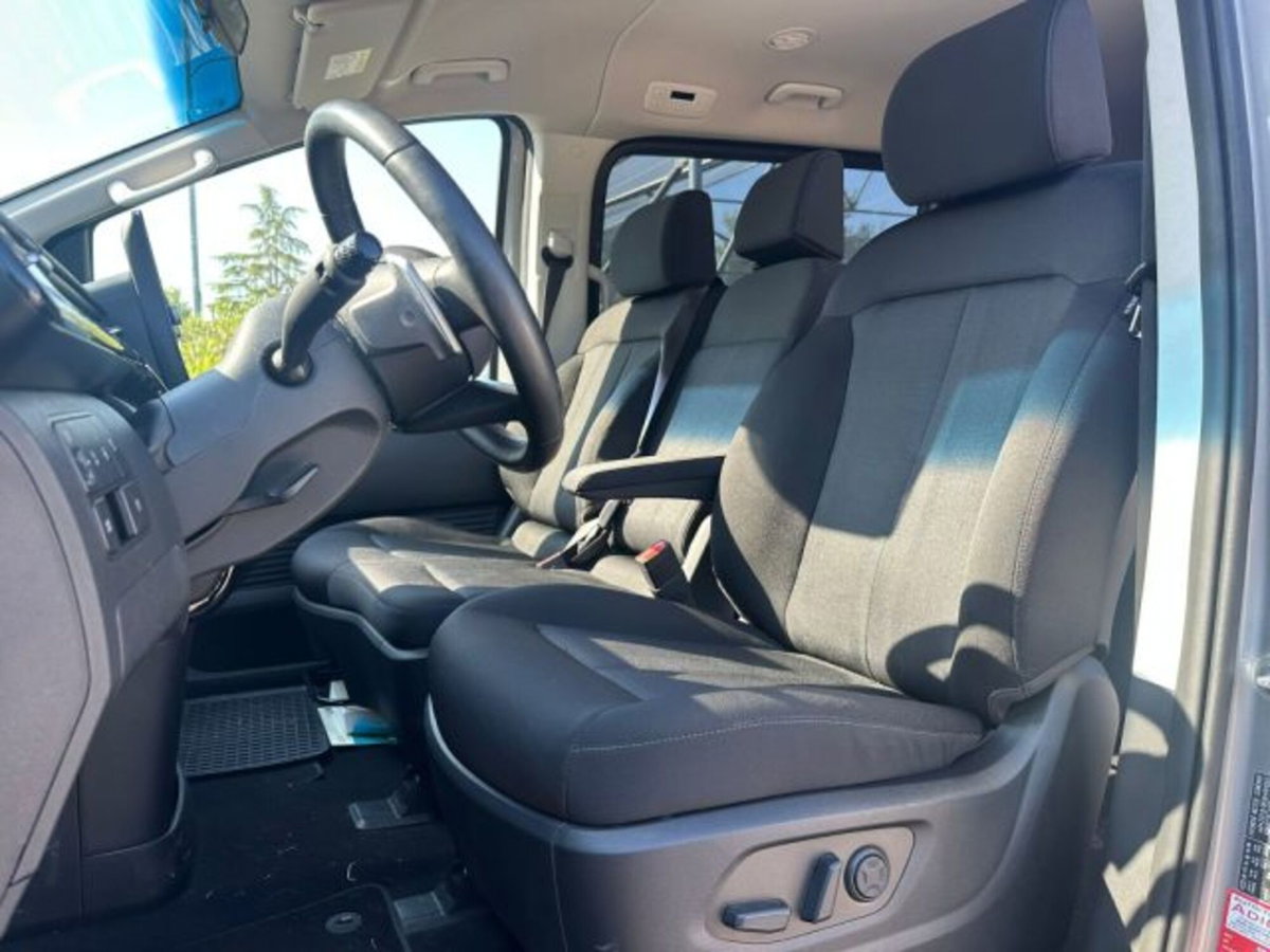 Hyundai Staria 2.2 awd auto (8)
