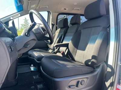 Hyundai Staria 2.2 awd auto (8)