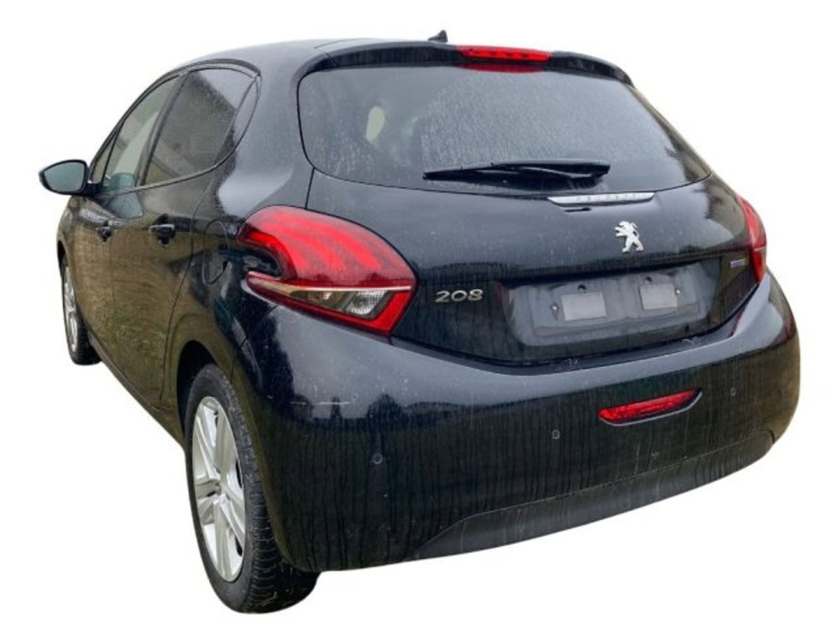 Peugeot 208 82 5 porte Style (7)
