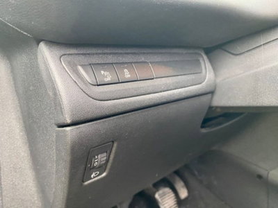 Peugeot 208 82 5 porte Style (9)