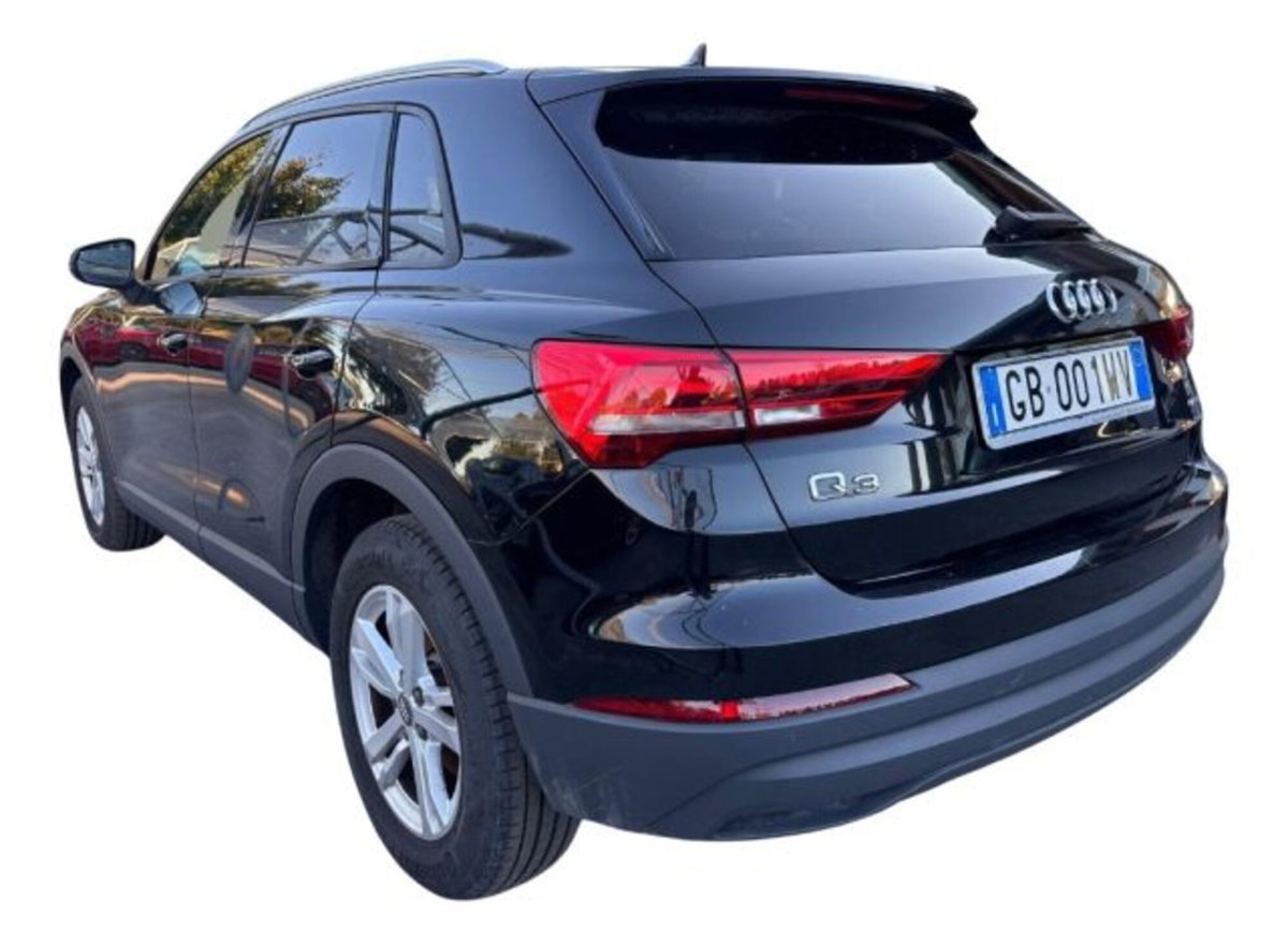 Audi Q3 35 TDI quattro Business Advanced (8)