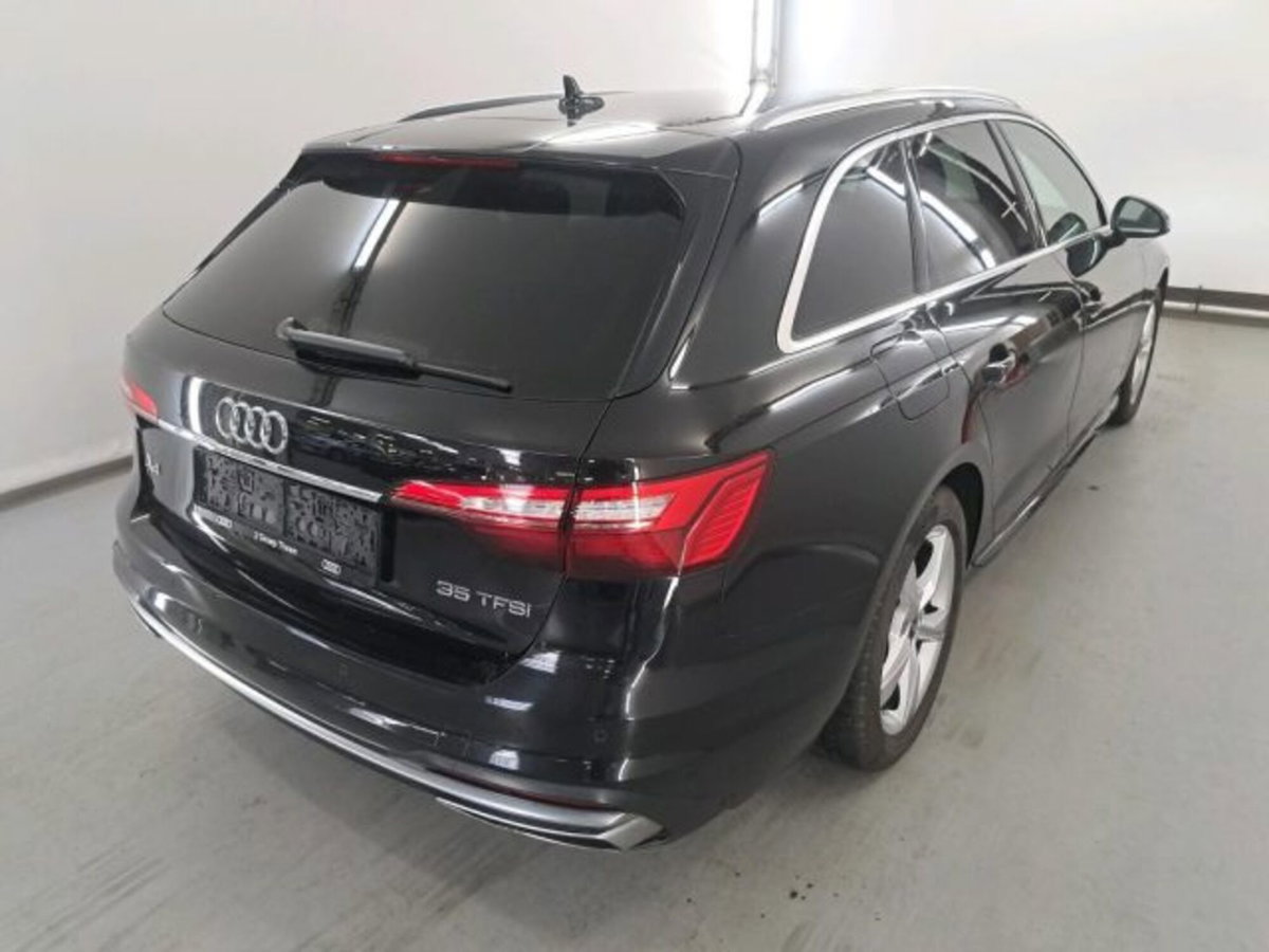 Audi A4 Avant 35 TDI/163 CV S tronic Business Advanced (4)