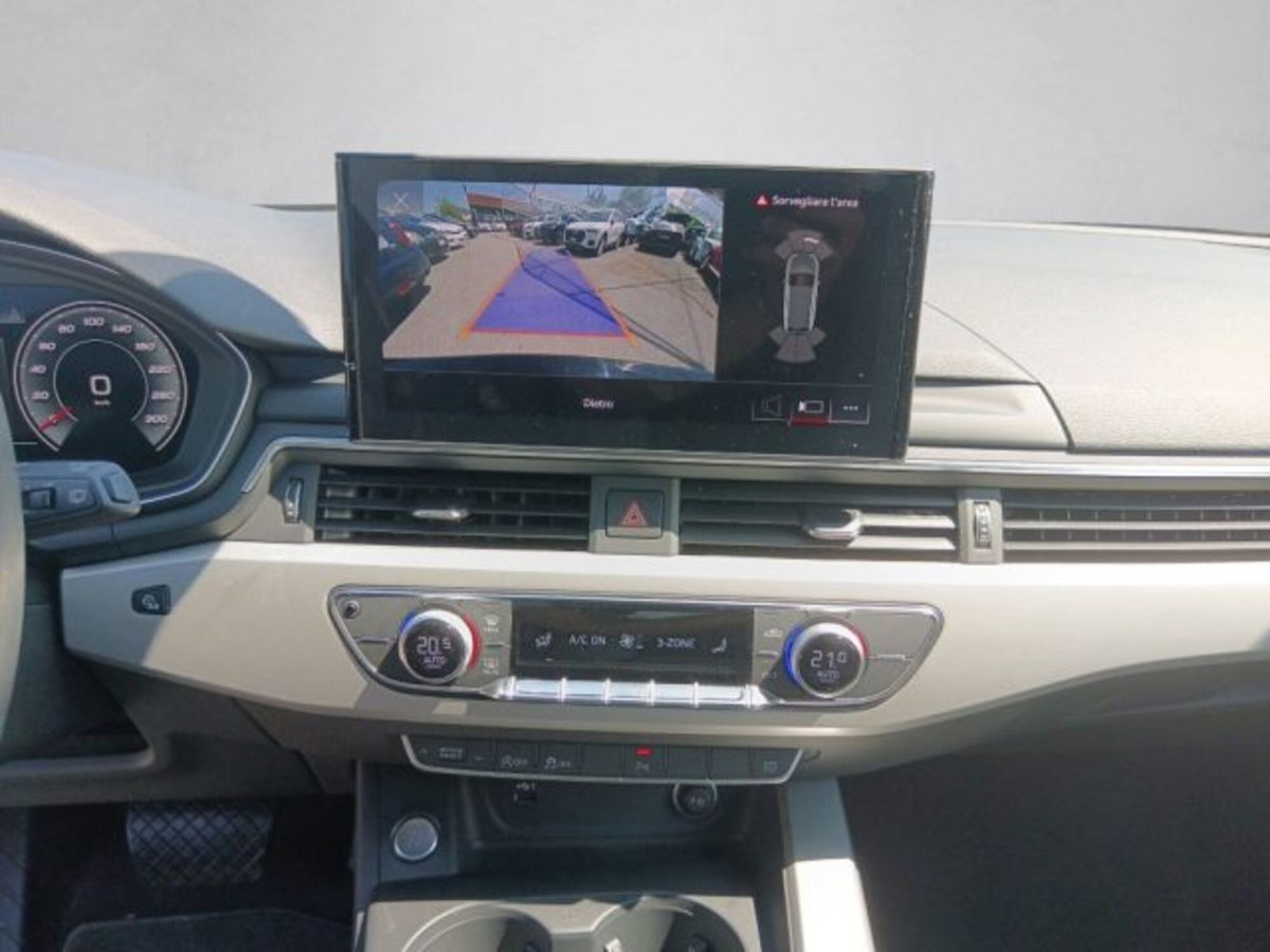 Audi A4 Avant 35 TDI/163 CV S tronic Business Advanced (9)