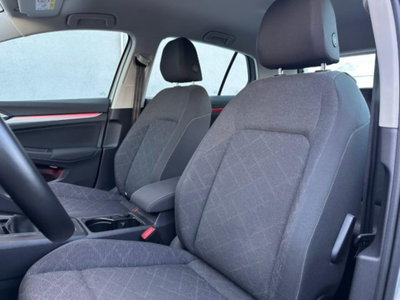 Volkswagen Golf 1.0 TSI EVO Life (12)