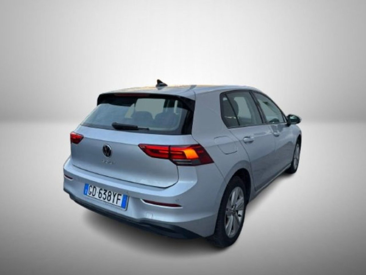 Volkswagen Golf 1.0 TSI EVO Life (3)