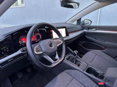 Volkswagen Golf 1.0 TSI EVO Life (5)