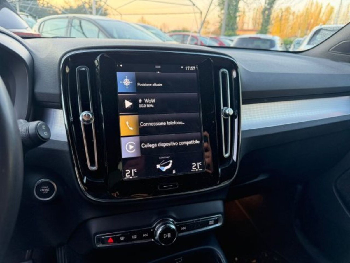 Volvo XC40 T5 Recharge Plug-in Hybrid automatico Core (12)