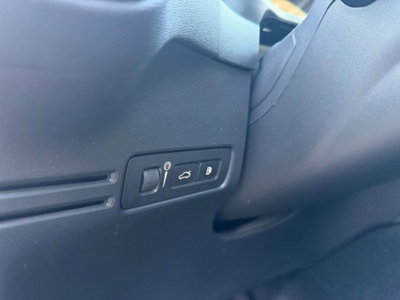 Volvo XC40 T5 Recharge Plug-in Hybrid automatico Core (14)